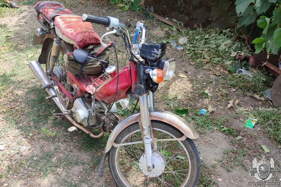 ������ ����� �� �����. ���� ���������� 13 � 14 ��� ����������� � ���������� �����. ������� ������ ����� ������� 60-������ ������ �. �������� ��������� 26 ���� � ����� ��������� � �������. ����� ������������� ������ ��������� 3000 ������ ���