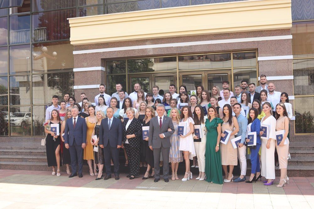 ������ ������. ������� �� ������ ���������� ���������� ������������� �����������, ����������� �������� �������� ������� ������� ������-�����������