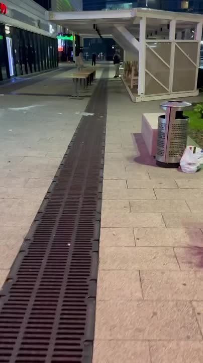 ����� � ������-���� ����������� ���������� ����� � ���� �� �����, �������� ���������� � ���� ������