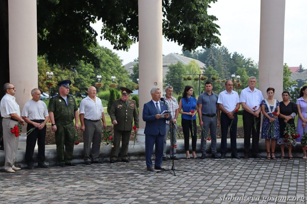 � ��������� ������� ������ �������� � ������� ���������� ��������������� ���������� ����������