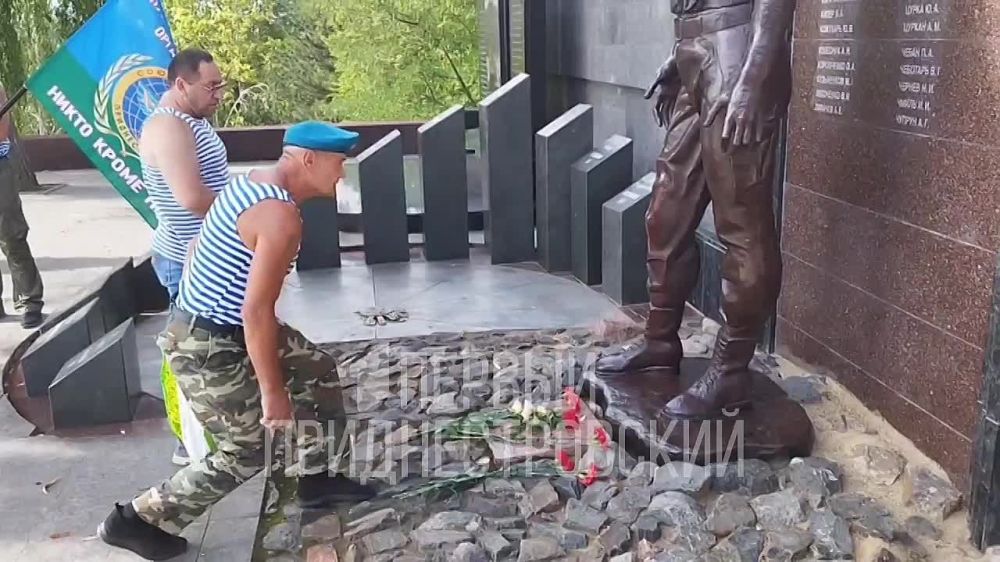 ��� ���!� � ���������