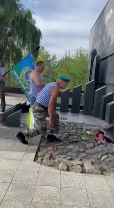 2 ������� �������� ���� ��������-��������� �����