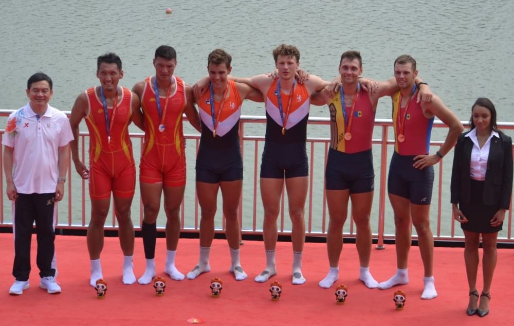 ��������������� ������ ��������� ����� � ��������� ������ ��������� ��������� ������ ����������� � �����, �������� ��������� �� ������