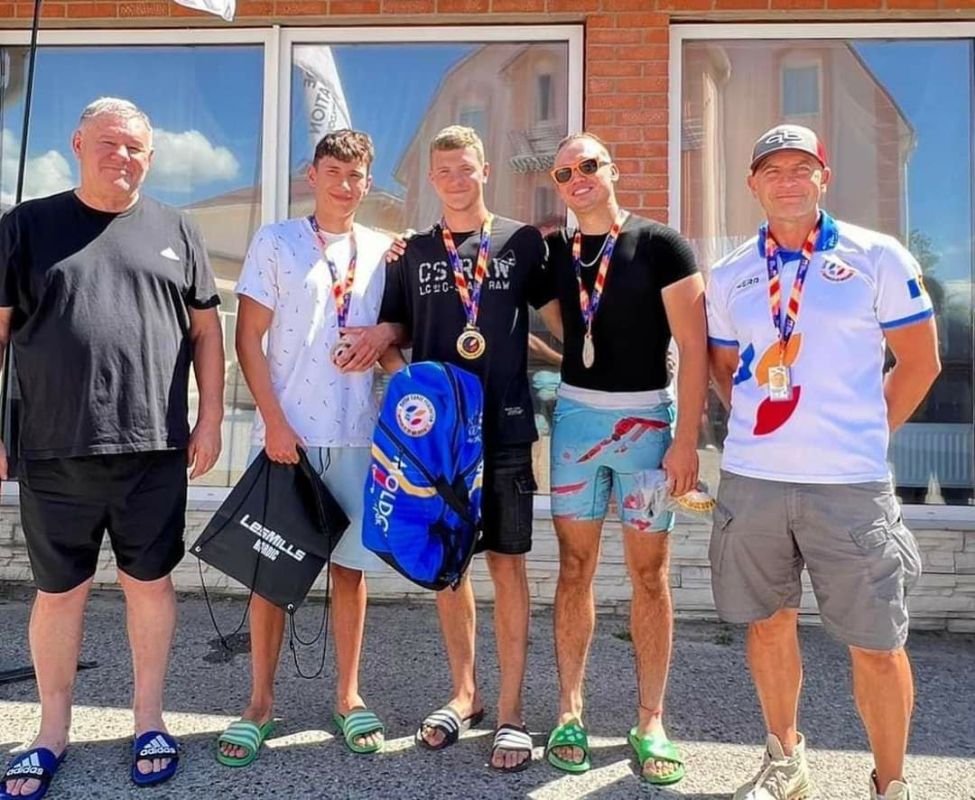 � �� ����, � �� ����, � � ������ �� ������