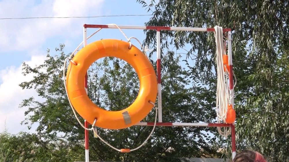 ������ � ���� �� ������ ���. ����� ������� � �������� �������� �������� �� ������ �������, ��������� �� ���������� �����