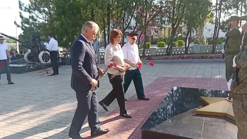 ������� ������������� ������ �������� ������ � ��������� ������ ����� ���������� ������