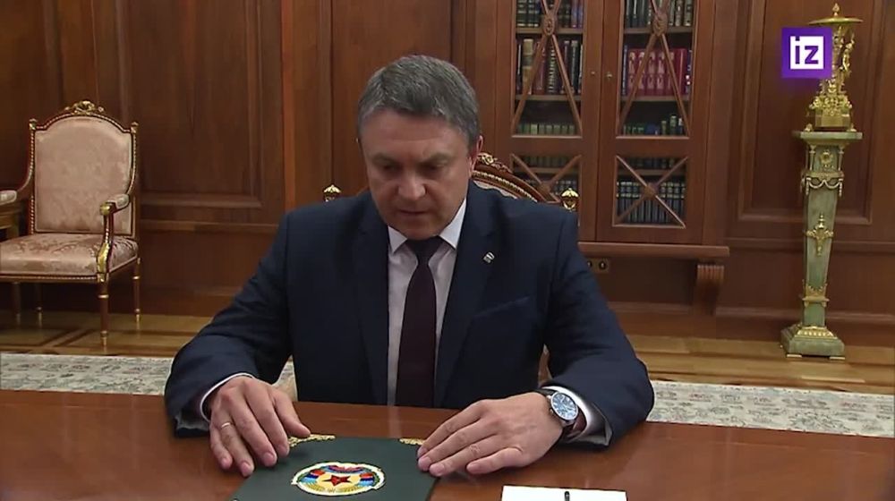 Владимир Путин проводит рабочую встречу с врио главы ЛНР Пасечником