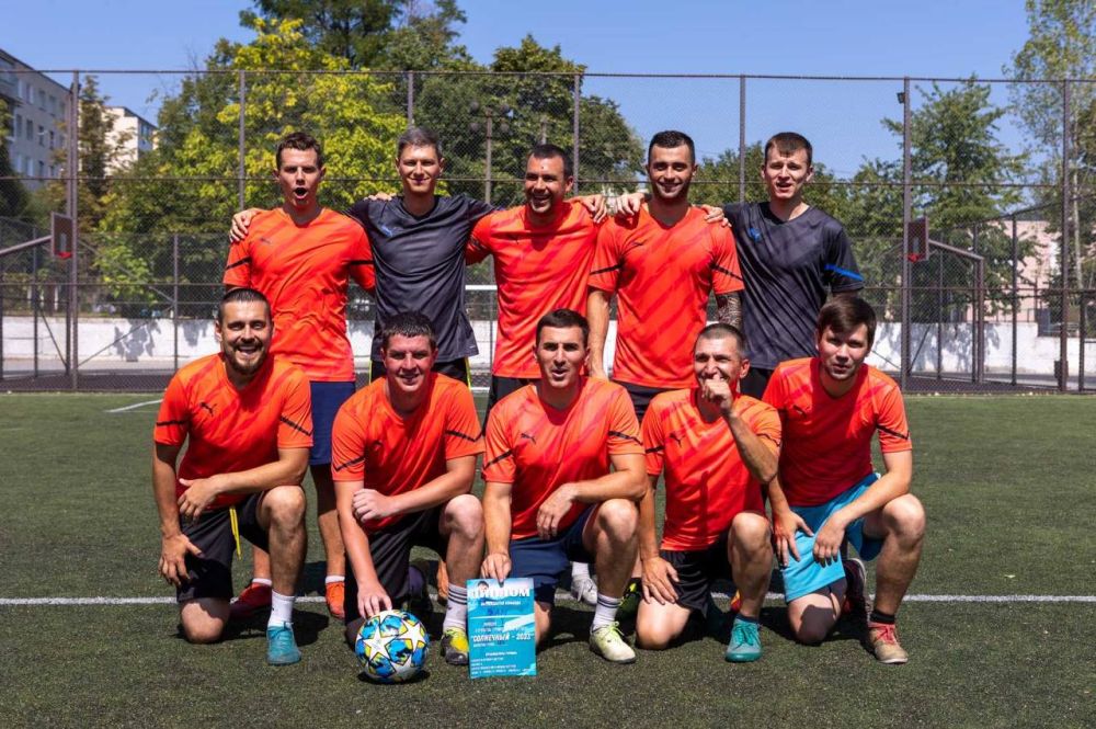 Солнечный-2023. Сегодня в Бендерах в микрорайоне "Солнечный! завершился двухдневый турнир по мини-футболу. В соревнованиях по трем возрастным категориям приняли участие 13 команд и более 100 игроков