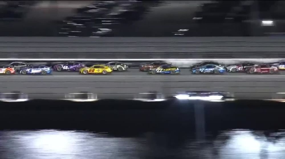 ������ NASCAR ����� � ������ ������
