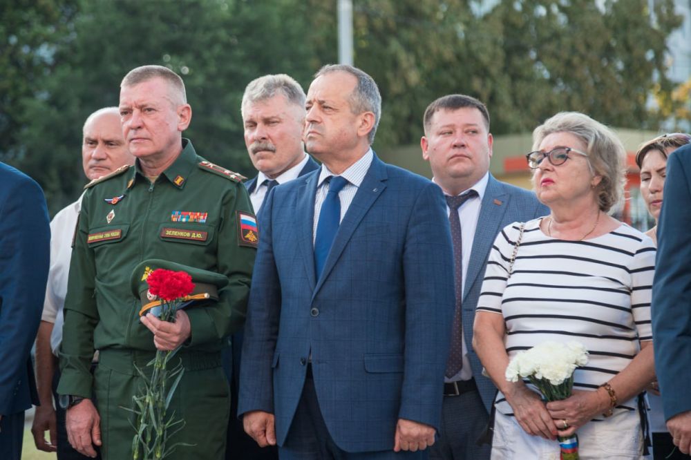 � ������ ������� ��������� �����-������ ������������� ����� ������������ �� �����