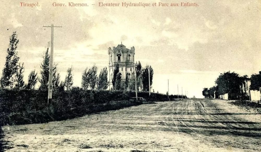 ������������ ����� ���������, ������ XX ����