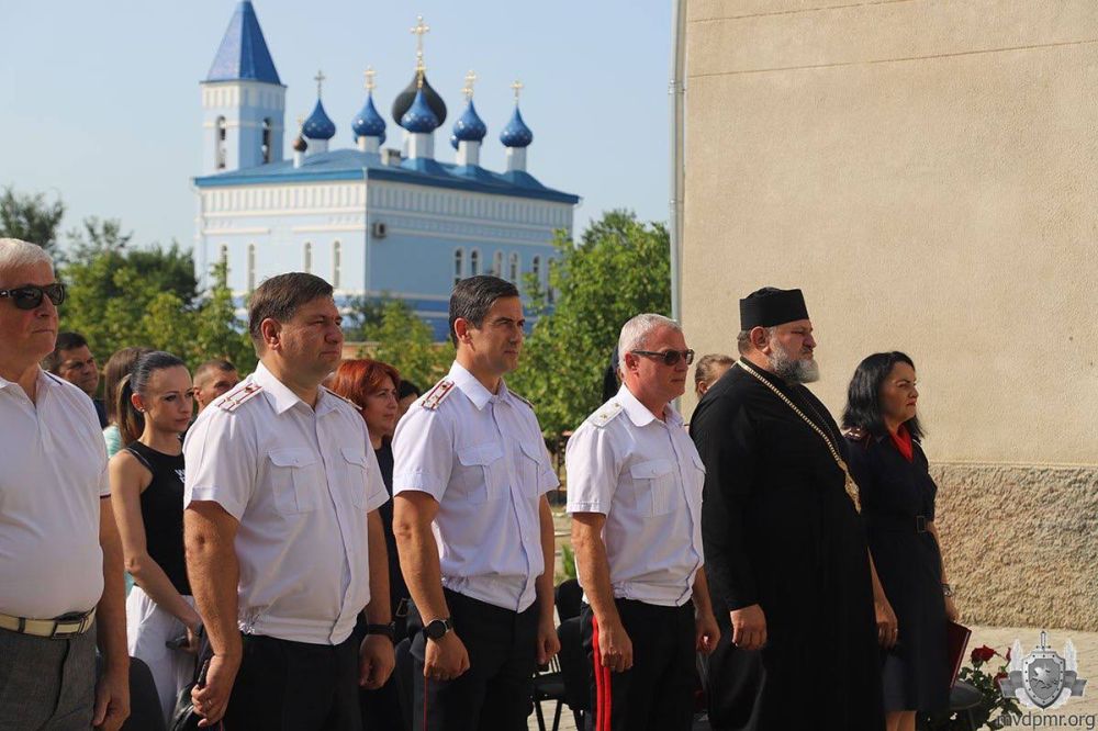 1 �������� � ����. � ������ ������� ���� � ��������������� ������-�������������� ��������� ��. �.�. ��������� ��� ��� ��������. � ����� ������� ����� ���������� ����� � ��������� �������� ����� ��������� � ��� �����������