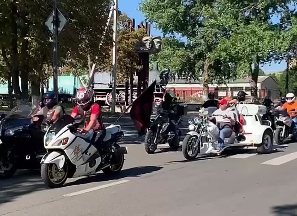 � ����� 33-�� ��� �������� ���������� � �������� ��������� ����- � ������������ �� ����� ������