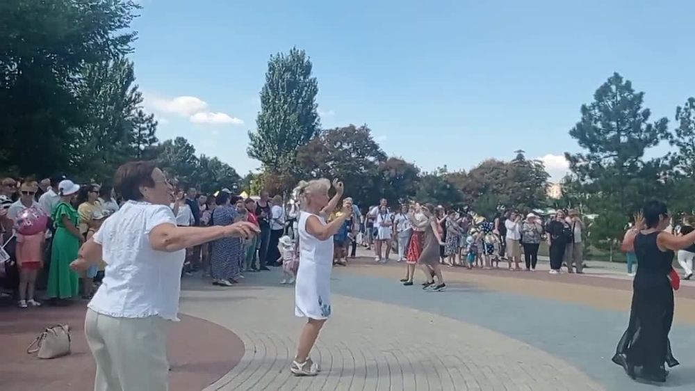 � �������������� ����� ������������ ������������