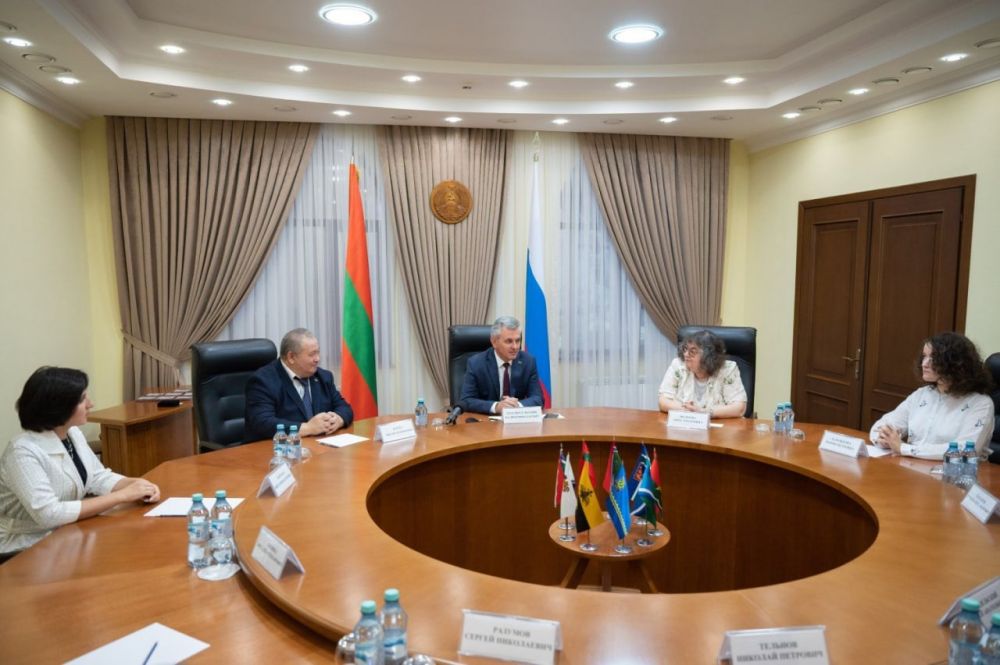 ������ ������ ���������������� ���������� ����������. �������� ��������� ��������� � ������� ����� � ������������� ������������