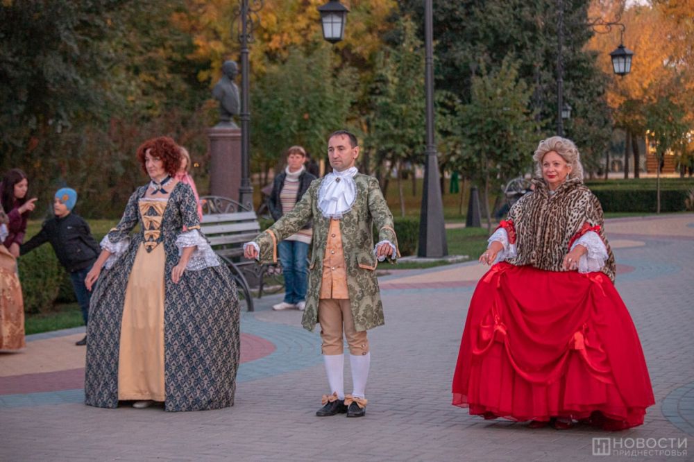 ������� ������������ ������� XVIII � XX ����� �������� � �������� �� ��� ������