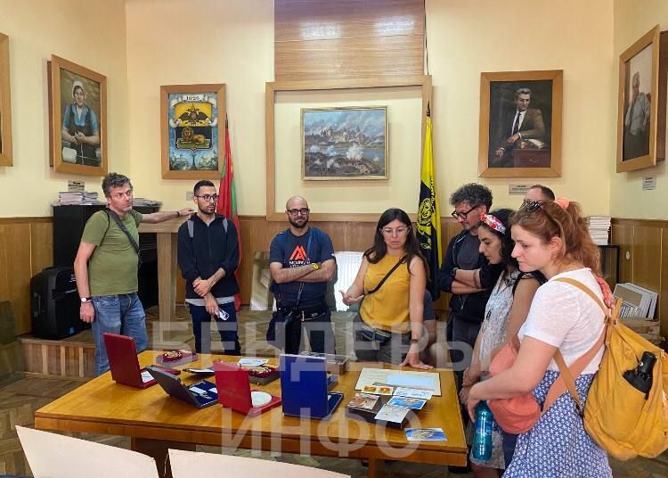 � ������� ������������ �����