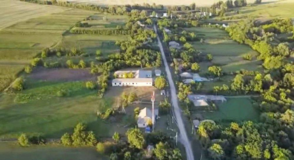 ������� ����� �������� ��������� ����� ������������� � ���� ��������� �������� 100-������ ������, �������� ��������� ����������������