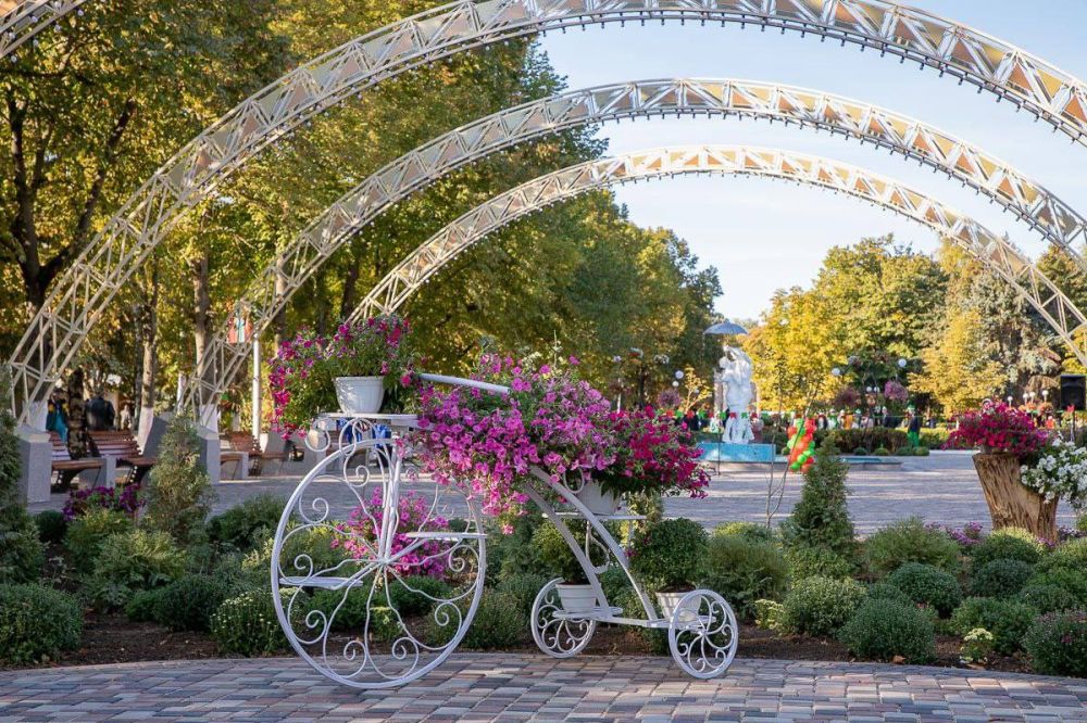 ��������� ��������� ������� ��������� � ���� ������: