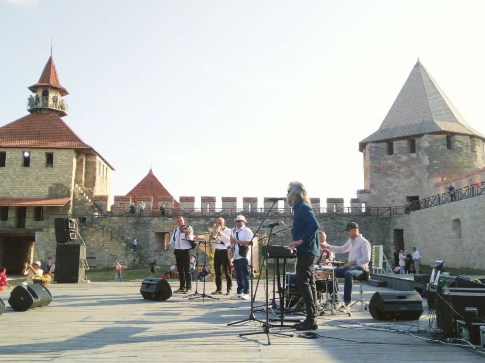 ������� ����, ������ � ��������� "���������", "��������'", "�������", "������", "����������", �������� ��������� � ������ ����� ���������