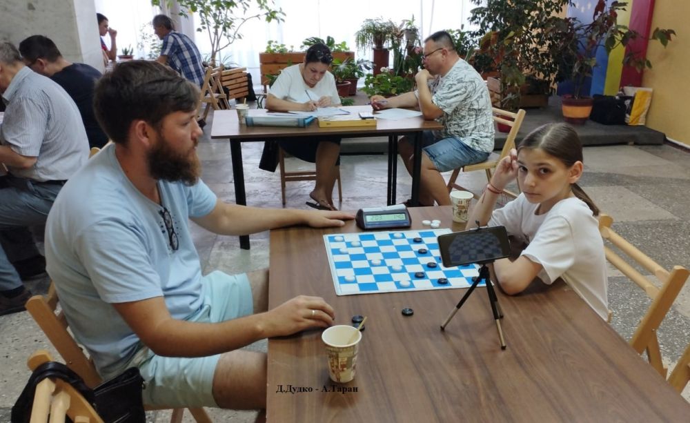 ��������������� ������� ������� ��������� � 6 ����� ����� ��������