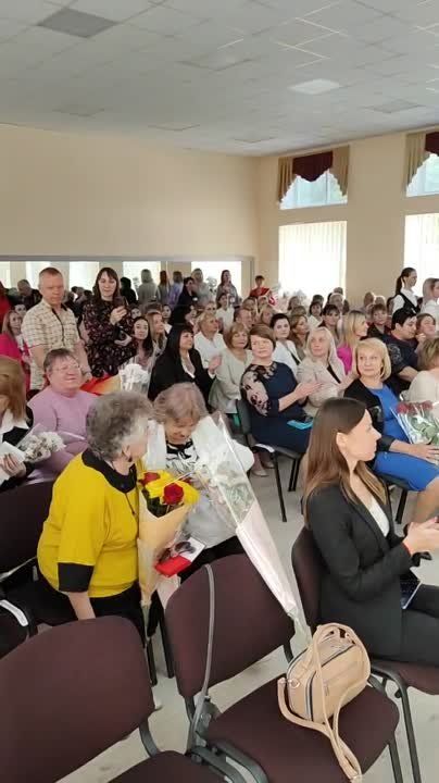 ����� 100 ��������� �������� ���������������� � �������������� ���������