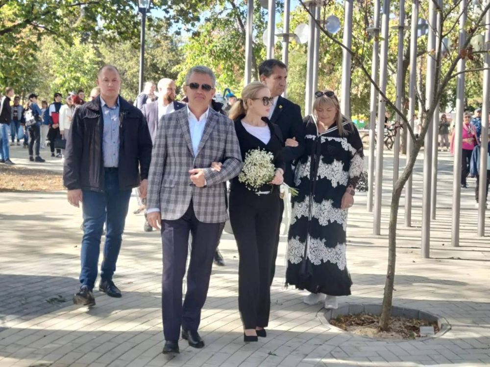 ������� ��������� ����� �������������� � �������� ����� ������� ������������ ����������� � ��������