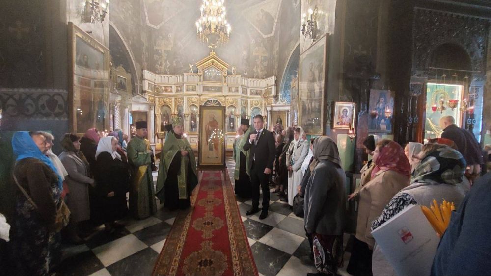 Сегодня в Преображенском соборе прошло торжественное Богослужение в память о Сергии Радонежском