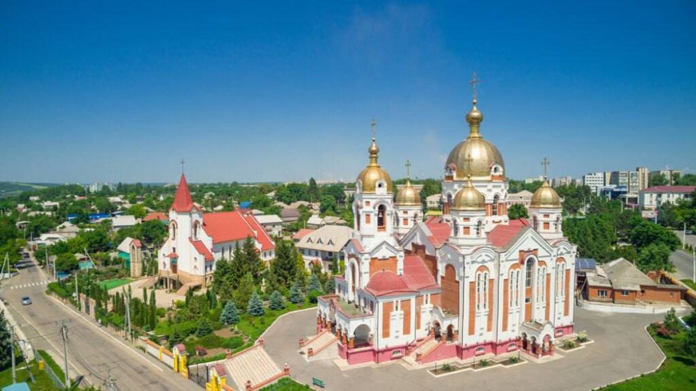 ����� ����������� ������ ������� � ��������������� ������������ �� ����� � �������� ������, �������� �����-������ ����������