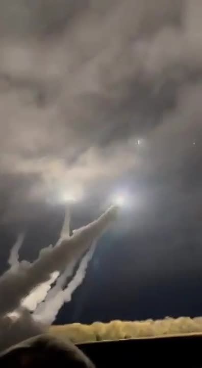 ��������� ����� ��� ������ ����� MGM-140 ATACMS (� ������ �� 6 �����)