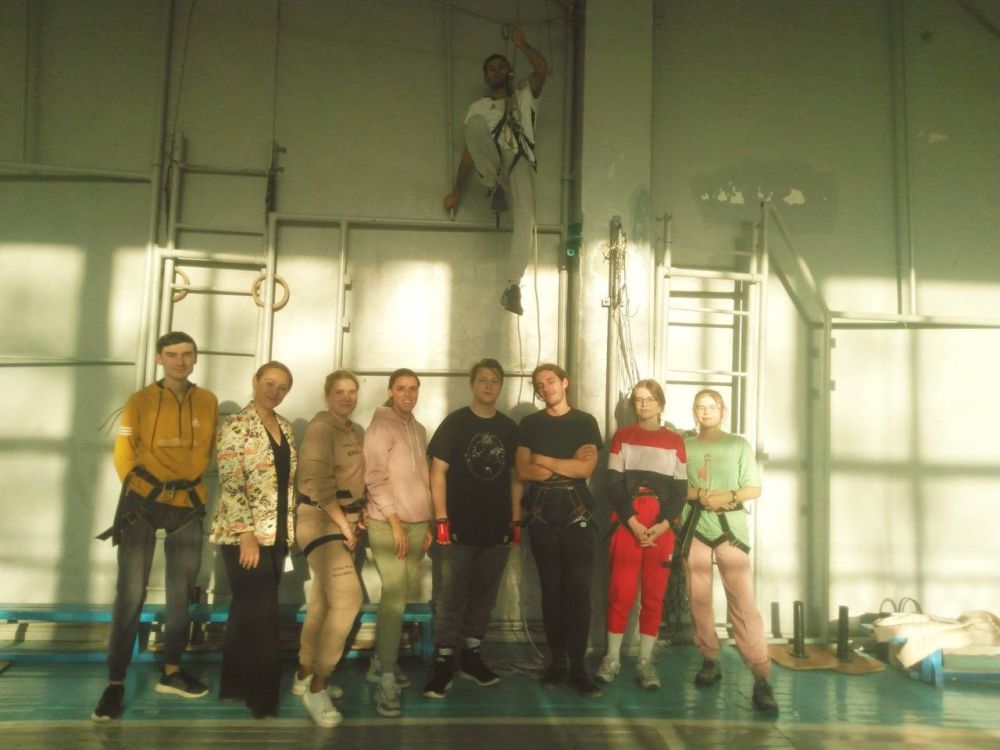 � ��� � ���� "����". � ������� ������� �������� ������ ������� ������ ������ ��������� ������� � ������ ��� �� � ������ ���. ��� ���������, ����� ������� ����, �� ����� ����������