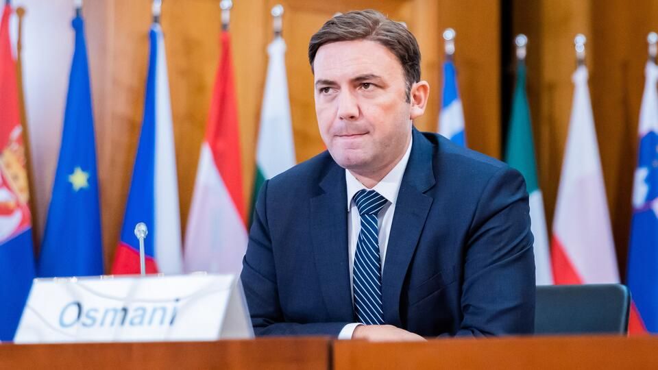 ������������ ���� ���� ������ ����� �������� � �������������, �������� �����-������ ����������