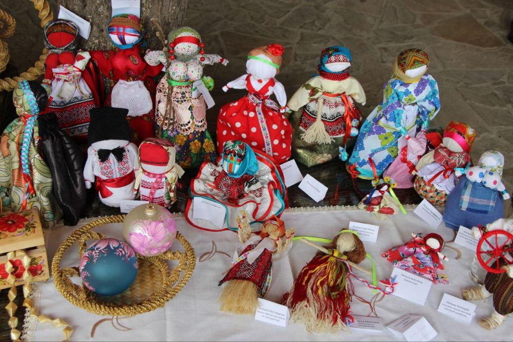 ����� ������� ������� � ���������� � ���� ������