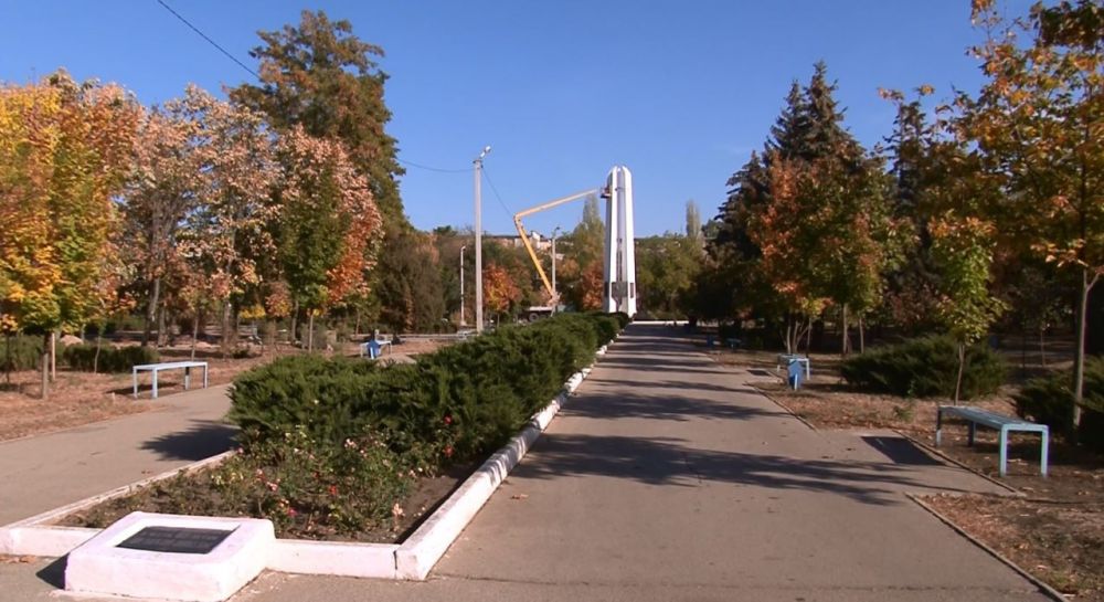 ��������� ��, ��� �����. �������� ���� � ����� ������ �� ��������� ������� � 1984-�. ������ ��� ��� �������������. �������� � ������� � ����������� ����������