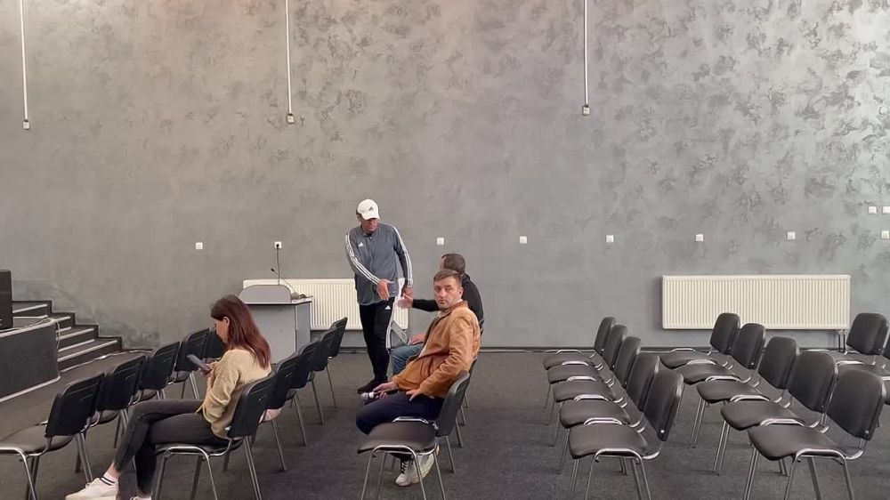 ����� ������ ������� ����� �������� ����� �����-������������ ������� �� ���� ������-����������