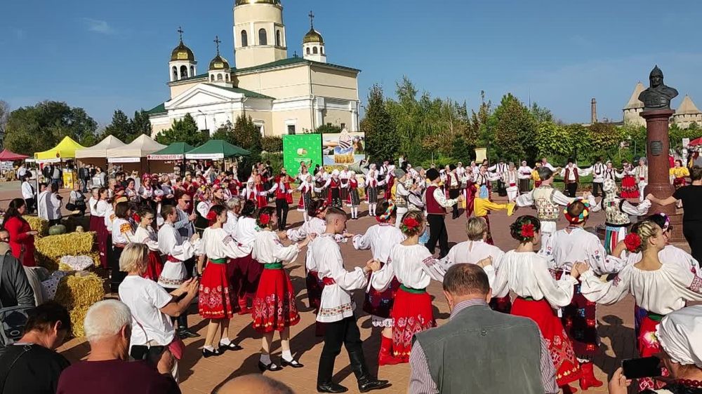 ���� �����, ��� � ����. ������ ������ �� �������� ����������� ������������� ����������� ������ ����� �����. ������ ������...