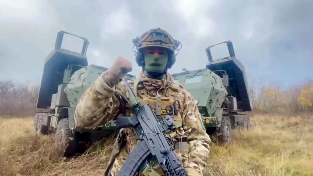 �� ������ ��������������� ����������� ����� ������ ������� ������� ����������� �������������� ����� MGM-140A �ATACMS: Block-1� �� �������� ��������� (���� ��������� � ���� ������) ������������� �� ���� ����� FMTV