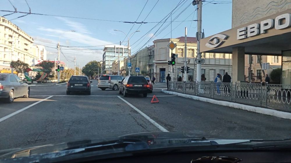 � ������ ������