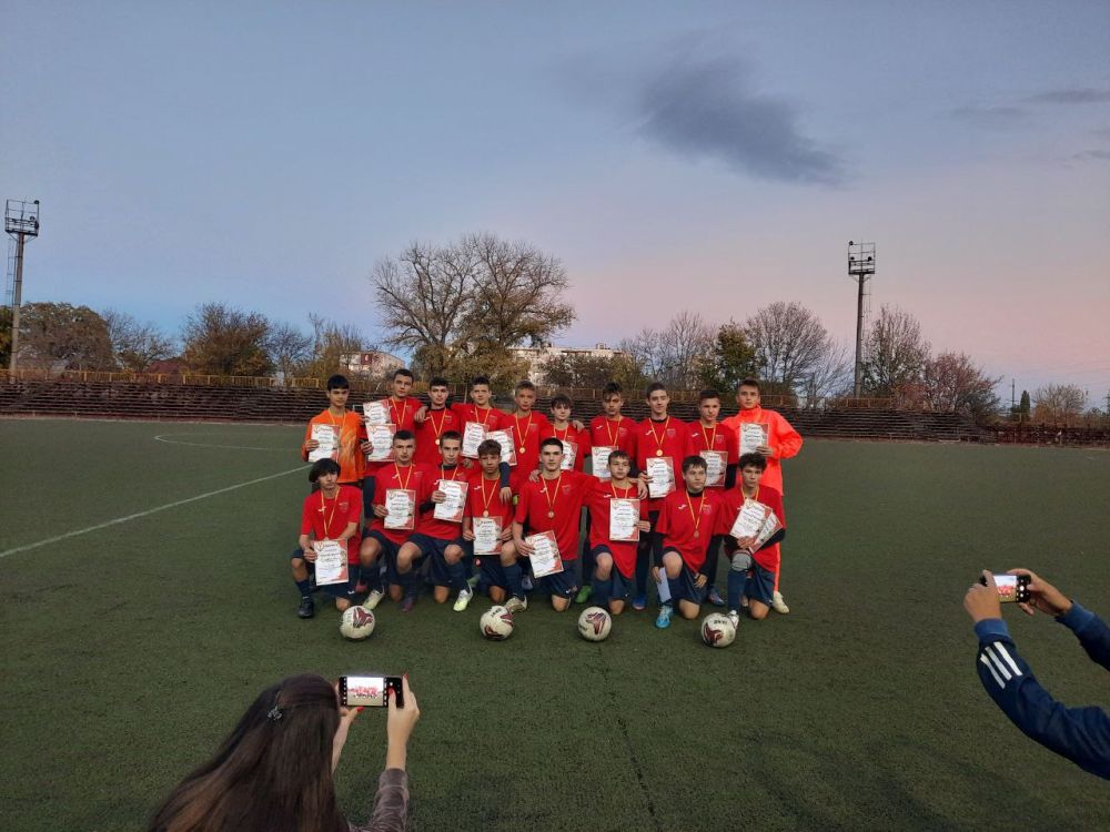 � � ���������� ��� � �������� ������� �� ����� �����������