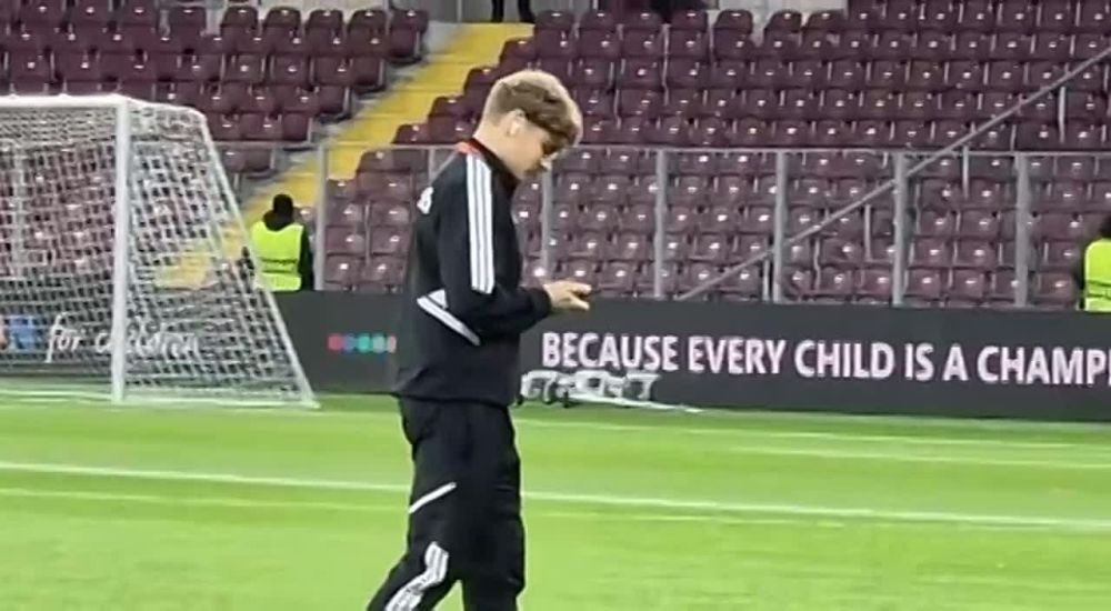 ������� ��� �� ��������. � 19:45 ����� �������� ���� ���� ������