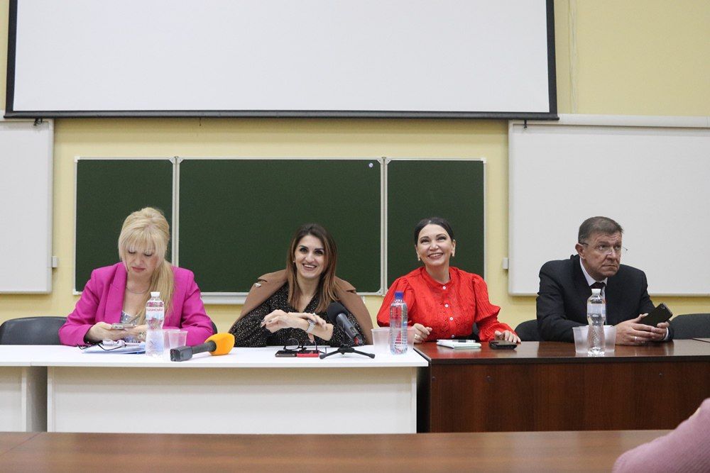 ������ ����������� �����������