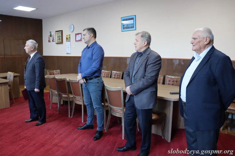 ������� ������� ��������� ���������� ��������� ��������� � ���������������� �������������� � ���������������� ����������