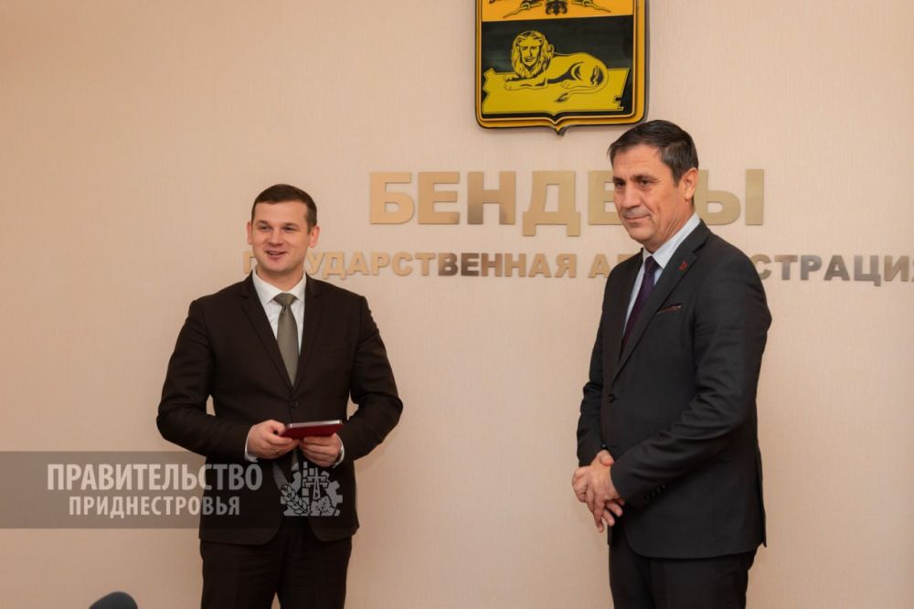 Главе Бендер Роману Иванченко присвоено почётное звание «Заслуженный юрист ПМР»