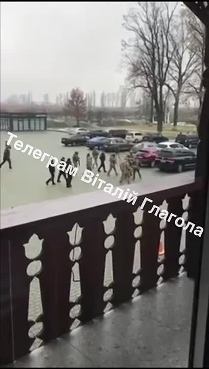 ��������� ����������� �������� �������� �������, ���� ��� ������������ ������ � �������� ������� �� ������ ������ ������� ���������� ������ � ��������� �� �����