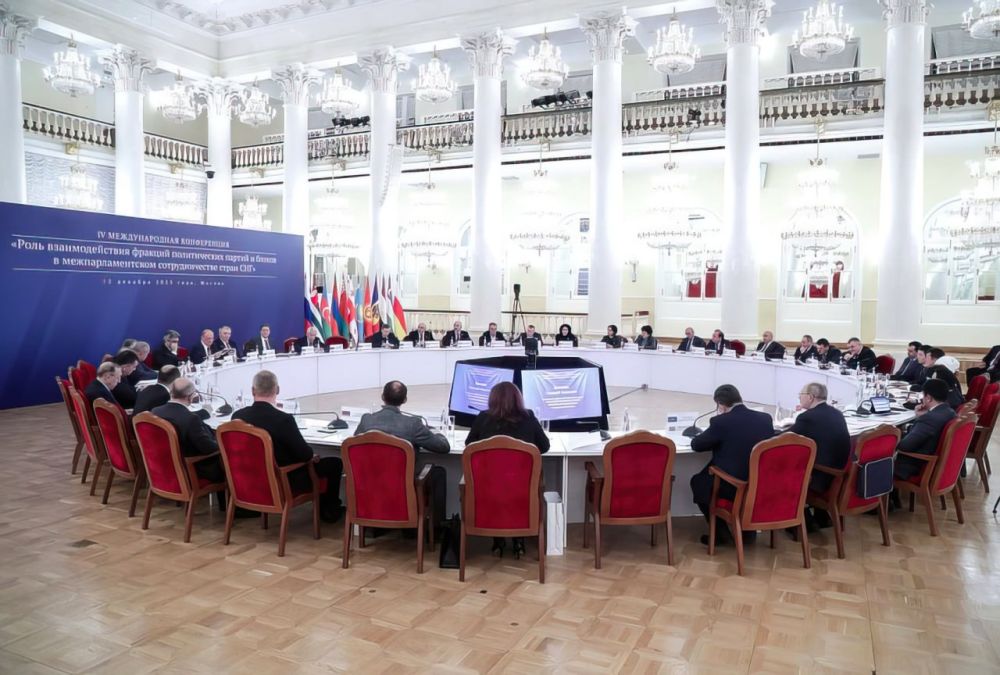 Далее в выступлении Александр Коршунов подробно остановился на моментах, которые вызывают озабоченность у руководства Приднестровья и могут грозить безопасности граждан республики