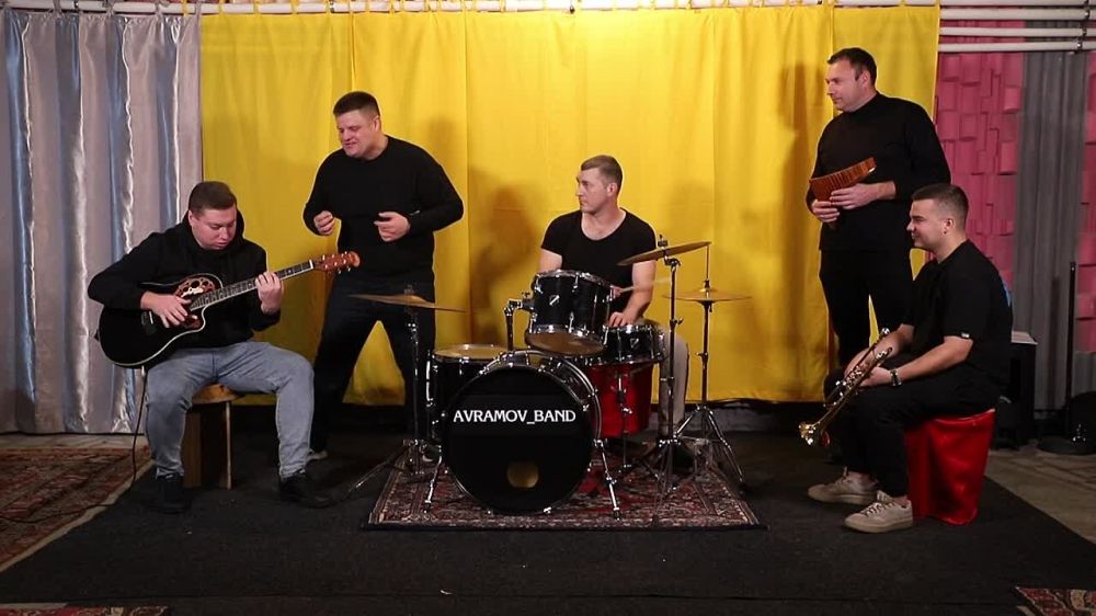 ����� ���!� � ���, ������� ������ ���� ��������