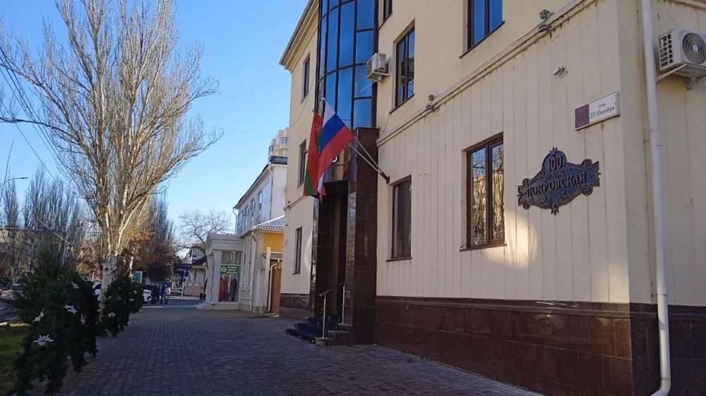 ����������, 100. ������ �������� � ������������ ��������� ������� ����� ��������� � �� ������ �����������������