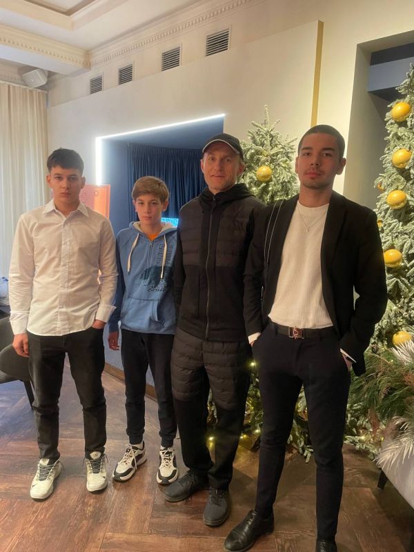 ������������ ������������� ������ � 3 ����� � ������ ������ ������������ ��������