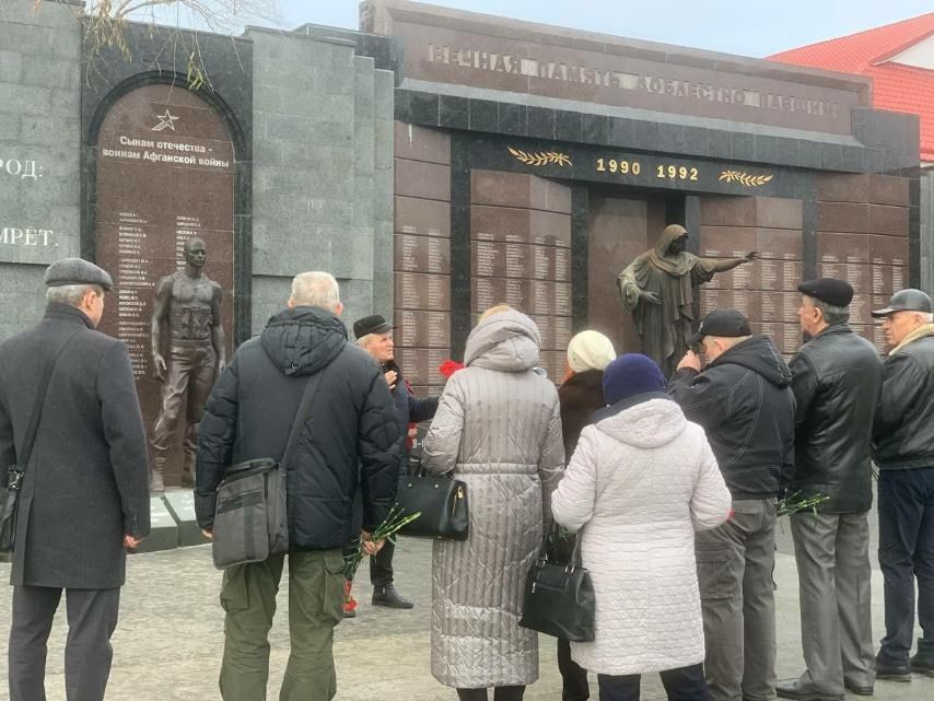 ������� ��������� ����� ��������� ����� � ����������