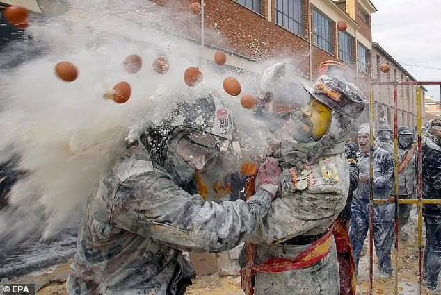 ������������ "�����-������ �����" ������ � �������